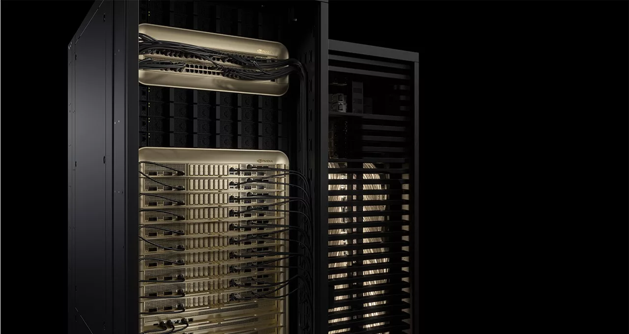 Microsoft Azure dévoile le premier cluster de supercalcul NVIDIA GB300 NVL72 au monde pour OpenAI.